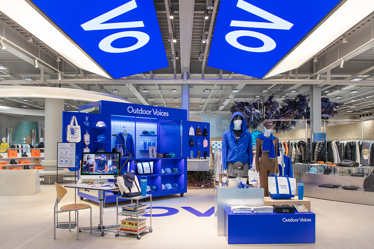 뉴욕 라이프스타일 ‘아웃도어보이스’ EQL 성수서 국내 첫 팝업 오픈  1284-Image